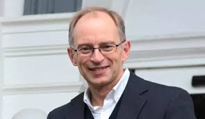 BBC Spotlight presenter Emma Thomasson is leaving show