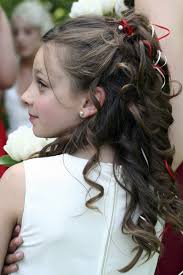 Tresse cheveux crepus court 74 impressionnant galerie de. Coiffure Communion 60 Idees Geniales Pour Les Petites Demoiselles