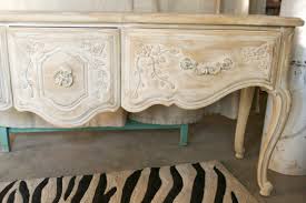 Painting a hutch thats been painted with a high gloss paint and seale : How To Seal Chalk Paint Wood Finishes Direct