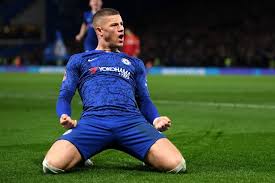 Thomas tuchel's side currently sit fourth in the table but are only one point clear of everton, who also boast a game in hand. Frank Lampard Tells Ross Barkley What He Must Do With Everton Hate During Chelsea Clash Football London