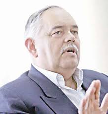 APRUEBAN S/ 570 MILLONES PARA SUBIR SUELDOS DE PROFESORES