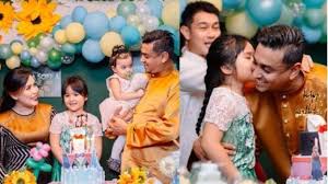 See more of eira syazira official on facebook. Azad Jazmin Eira Syazira Sambut Ulang Tahun Kelahiran Anak Bertemakan Frozen Berita Steady