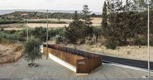 Siddi, la nuova porta del borgo celebra il legame con la terra nel ...