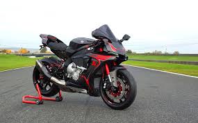 Yamaha Yzf R1 Iron One Sport Motorcycle Super Bikes Yamaha Motorcycles