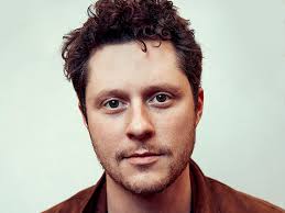 Noah Reid's Instagram, Twitter & Facebook