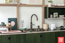 Er zou nu een mooi patina ontstaan moeten zijn, dus theoretisch gezien kun je het messing zo laten. Classic Fusion Round Messing Patina Hoog Exclusieve Woon En Tuin Inspiratie