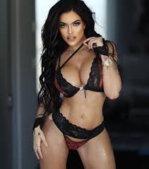 Toochi Kash - Free nude pics, galleries & more at Babepedia