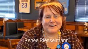 Kenosha County's longest-serving 911 dispatcher retires after 32 years