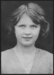 Was there a May Pole at Elton School in the 1930s and 1940s?