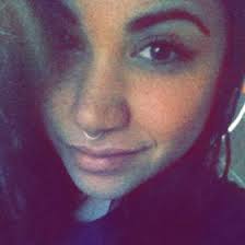 Brittany Leon (burttknee)