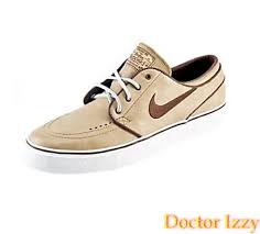 Memang untung jadi perempuan ni. Cara Mencuci Kasut Kulit Sintetik Nike