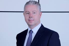 On 4 june 1999, deutsche bank merged its deutsche morgan grenfell and bankers trust to became deutsche asset management (dam) with robert smith as the ceo. Deutsche Bank Appoints Loic Voide And Kees Hoving As Co Ceos For The Middle East And Africa Mea Finance Com