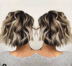 22 Trendy Short Haircut Ideas For 2021 Straight Curly Hair Popular Haircuts Short Wavy Hair Short Hair Styles Short Hair With Layers