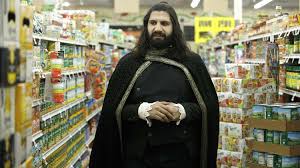 A film három lakótárs, viago (taika waititi), deacon (jonathan brugh) és vladislav (jemaine clement) életébe enged bepillantást. Ezek A Vampirok Itt Elnek Koztunk Es Nem Szexi Babaarcu Szepfiuk 24 Hu