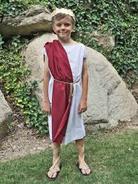How to tie a toga. Easy No Sew Toga Halloween Costume How To Make A Last Minute Toga Hgtv