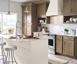 Everyone deserves a custom kitchen, view the amazing spaces in our idea gallery and let your imagination go wild! Casual Birch Kitchen Cabinets Aristokraft Cabinetry