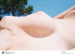 Nackt Junge Frau - ein lizenzfreies Stock Foto von Photocase