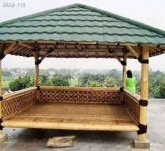 Terbayang duduk di saung bambu sambil disuguhi pemandangan alam yang bikin hati katanya, sih, kalau saung lebih baik buat sendiri dari pada beli karena lebih tahan lama. 25 Model Saung Bambu Dan Harganya Solusiruma Com