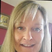 Wendy Hartzell's Instagram, Twitter & Facebook