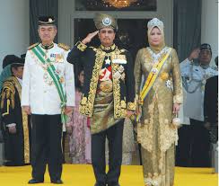 Tuanku mizan zainal abidin (ur. Warisan Raja Permaisuri Melayu Pertabalan Tuanku Mizan Sebagai Yang Di Pertuan Agong Ke 13