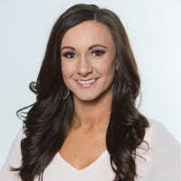 Amber Senger's Instagram, Twitter & Facebook