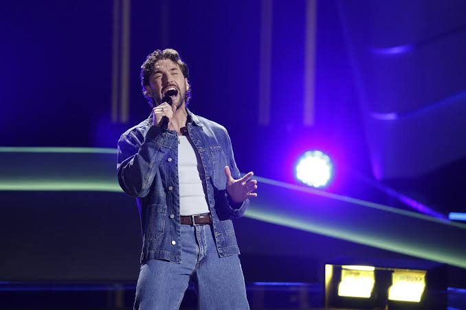 Brandon Diaz injects Justin Timberlake's "Drink You Away" with high-energy  soulfulness!, #TheVoice Monday and Tuesday on NBC and next day on Peacock.  | The Voice | Facebook