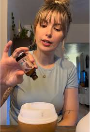 I really do love @Maple Holistics 🍁🤎 I have to be honest, however, and  say I regret choosing this particular scent of essential oil