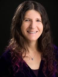 Amazon.com: Deep Cover (DI Geraldine Steel): 9780857304643: Russell, Leigh:  Libros