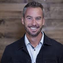 Daniel Gard's Instagram, Twitter & Facebook