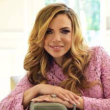 9 june 1999) is the eldest of the bunch. Rainbow Edwards Barris The Real Bow Tackles Parenting In New Book