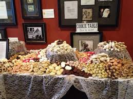 In Pittsburgh The Wedding Cookie Table Is A Peculiar And Wonderful Local Tradition Cookie Table Cookie Table Wedding Wedding Cookies