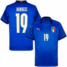 Wenige monate später wechselt bonucci aus bari zu juventus turin, wo chiellini schon seit . Puma Italien Bonucci 19 Home Trikot 2020 2021