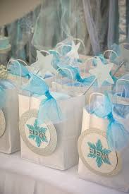 Birthday Party Ideas For 4 Year Old Boy In Winter Frozen Winter Wonderland Themed Birthday Party Frozen Themed Birthday Party Frozen Birthday Theme Frozen Theme Party