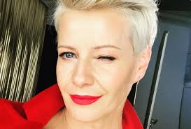 Najnowsze jej zdjęcie jednak zaskoczyło fanów, bowiem artystka pokazała się w odmienionej fryzurze. Malgorzata Kozuchowska Wiek Fryzura Maz Rodzinka Pl