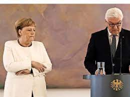 Bei seinem amtsantritt 2009 empfanden barack obama. Kanzlerin Angela Merkel Erleidet Wieder Einen Zitteranfall