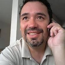 Dan Reyes (@dan_reyesmf)