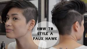 For a hairstyle which won a reputation for being while the hair is a little longer here, it's still shortened towards the back and longer in the front, while here is another example of how jensen rocks a short side faux hawk. How To Style A Faux Hawk 2 Hairstyles W Reina Demoss Youtube