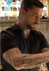 Videos de Black.Prada.Official 🇪🇸 (@black.prada) con “Smooth Criminal  (2012 Remaster)