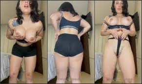 Kah Kampa Se Déshabille Et Sexhibe Après La Gym - Cnn Amador