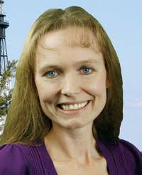 Candice L Mckenzie, Insurance Broker