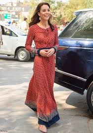 William And Kate Meet Vulnerable Children In Delhi Kate Middleton Dress Kate Dress Long Sleeve Print Dress
