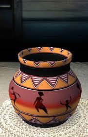 African Vase Trang Tri
