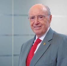 Fresnillo plc Annual Report 2011 Strengthening our precious metals position