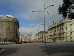 Hier grenzen (im uhrzeigersinn) die gemeindebezirke innere stadt, landstraße und wieden aneinander. Schwarzenbergplatz City Abc
