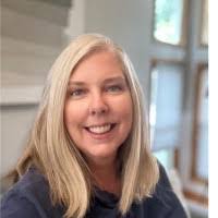 Michele Sprague's Instagram, Twitter & Facebook