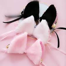 In solid white and high white cats there is a link to deafness because melanin is involved in the development of the inner ear (the part that detects sound vibrations). Black White Cosplay Kitten Neko Cat Ears With Little Bell Hair Clip Spreepicky