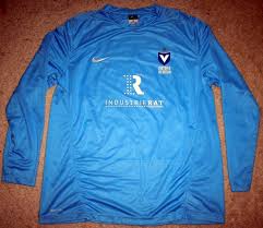 May 29, 2021 · der fc carl zeiss jena hoffte, durch die hintertür in die dritte liga aufzusteigen. Fc Viktoria 1889 Berlin Home Football Shirt 2011 2013