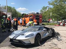 Destroying strangers cars, then buying them a new one! 2017 Ford Gt Catches Fire And The Owner Still Can T Sell It Carbuzz