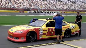 There's no lead car to follow. Nascar Driving Experience Youtube