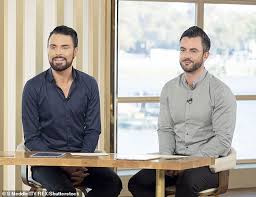 He grew up in sylvan grove, kan. Rylan Clark Neal Pulls Out Of Another Work Commitment Aktuelle Boulevard Nachrichten Und Fotogalerien Zu Stars Sternchen